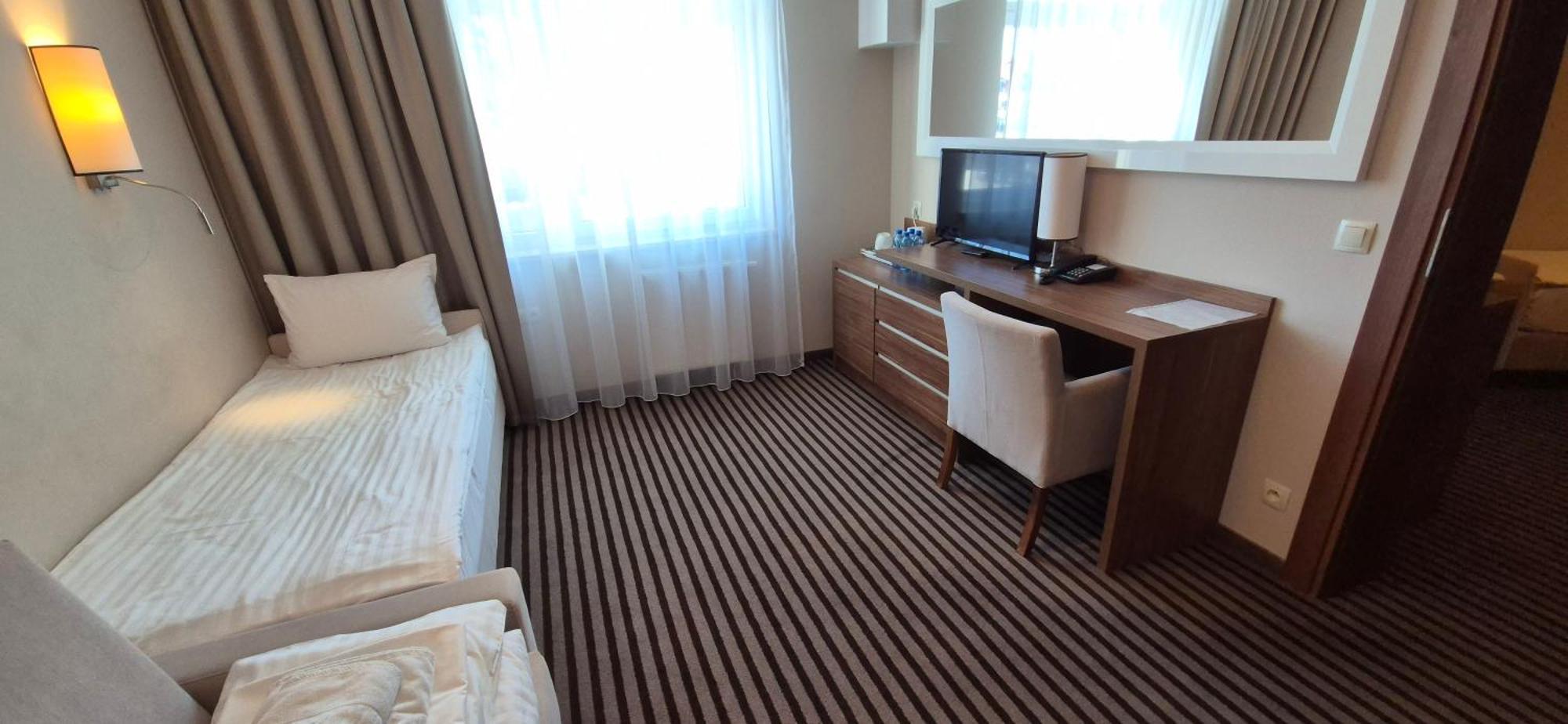 Hotel White Krynica Morska Ngoại thất bức ảnh